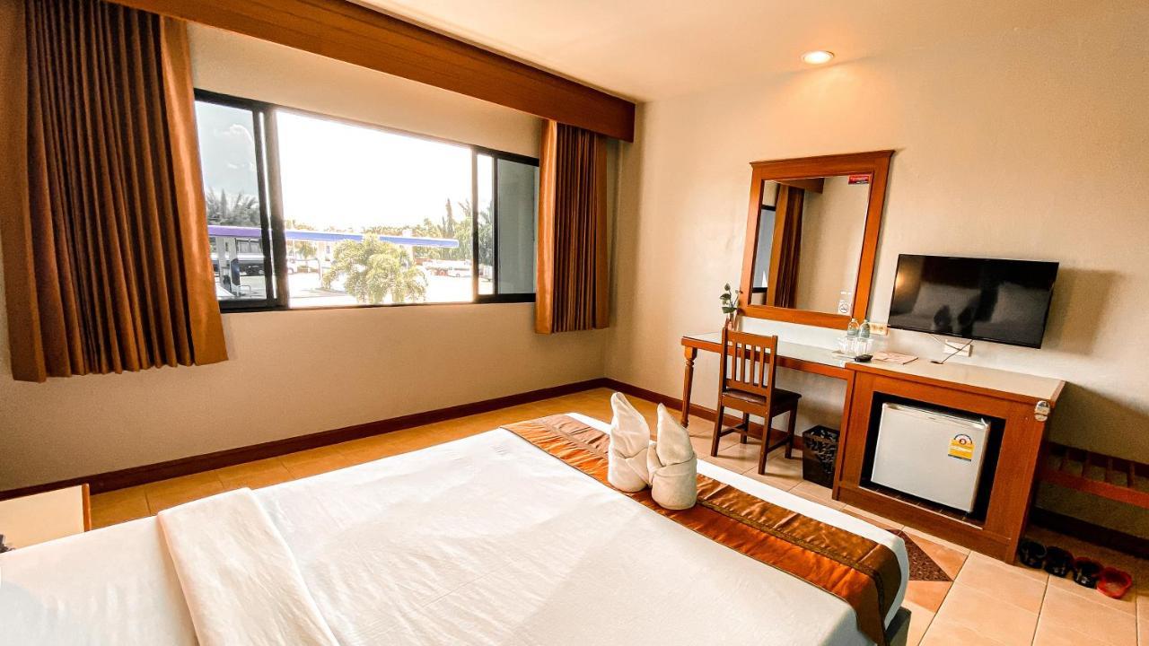 K2 Hotel @ Airport Σούρατ Τανί Εξωτερικό φωτογραφία